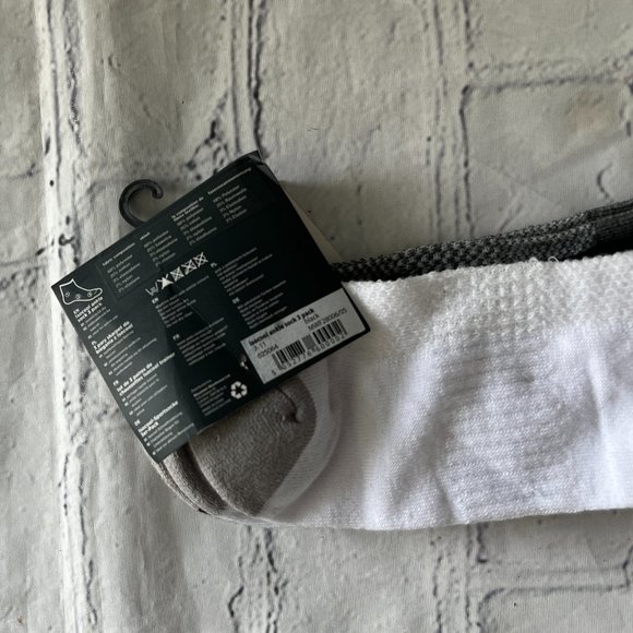Mountain Warehouse IsoCool Ankle Socks 3 Pack - Picture 3 of 4